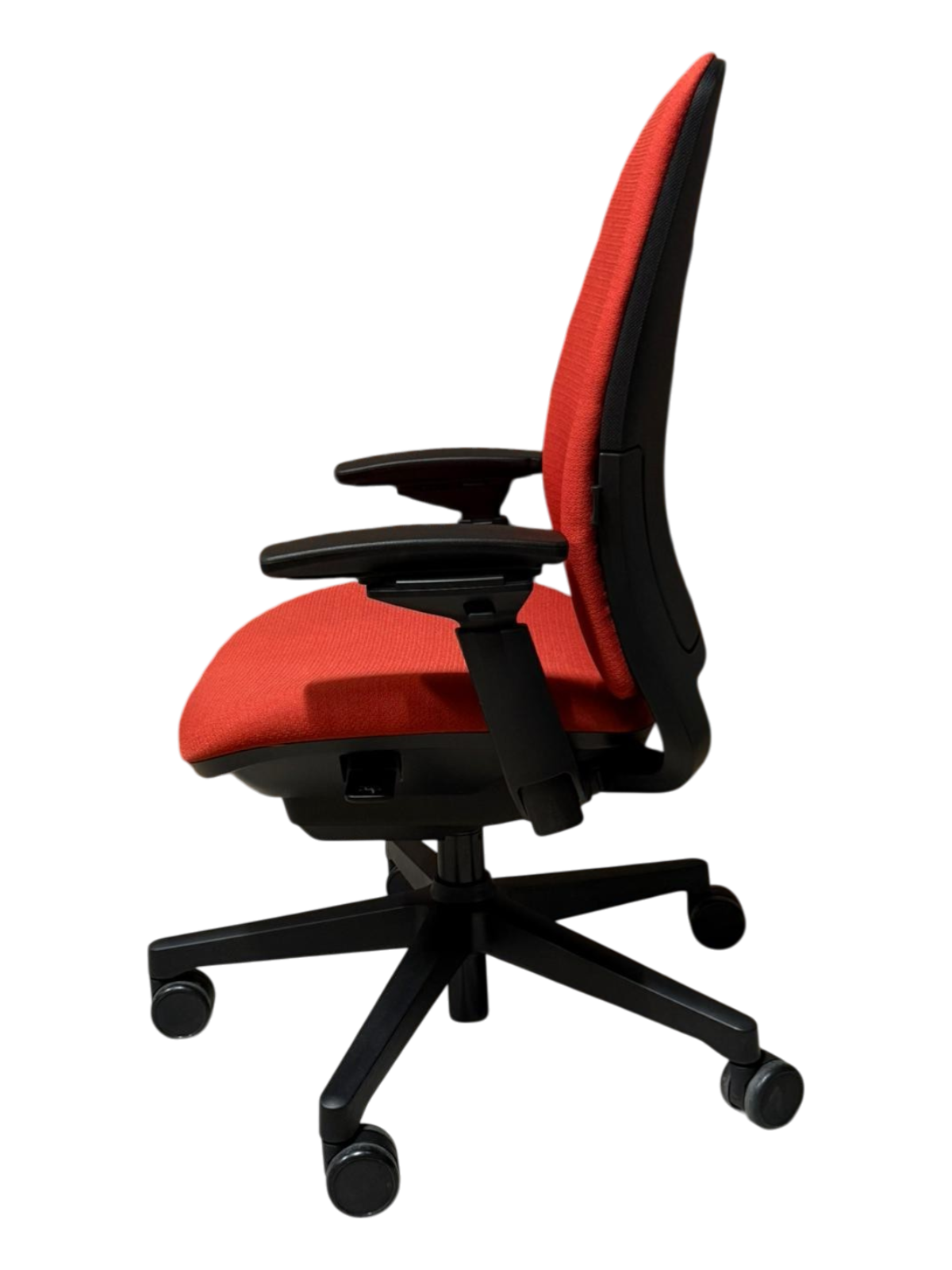Steelcase Amia Tomato Red